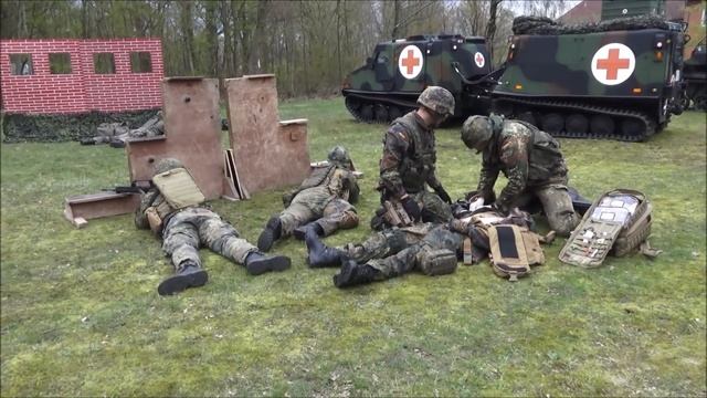 Fallschirmjägerregiment 31 - Sanität Vorführung