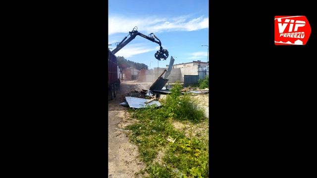 Cнос и разрушение здания из железобетонных конструкций и кирпича