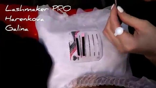 Лайв хак по наращиванию ресниц. Смотри видео до конца.