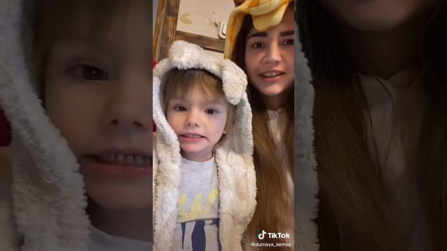 Денег нет. Но вы держитесь