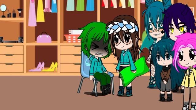 мы сняли с Вару очки :﹥