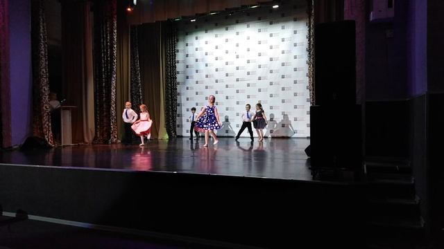 Танец Журчат ручьи