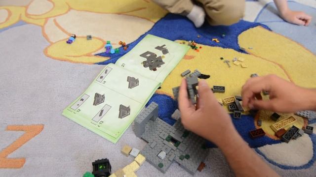 Майнкрафт ЛЕГО Подземелье собираем конструктор LEGO Minecraft THE DUNGEON unpacking set