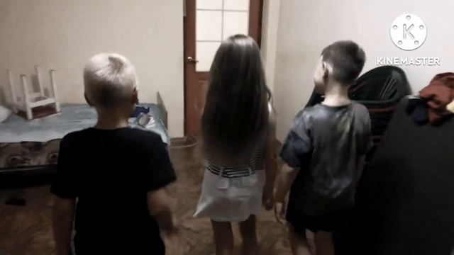 Мы проникли в секретную базу... ?М-да.. Трэш