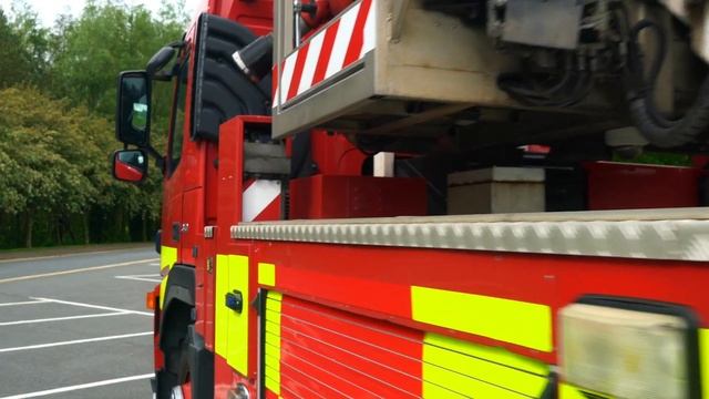 Volvo FM 340 6x2 c/w VEMA 333TFL Rescue Platform