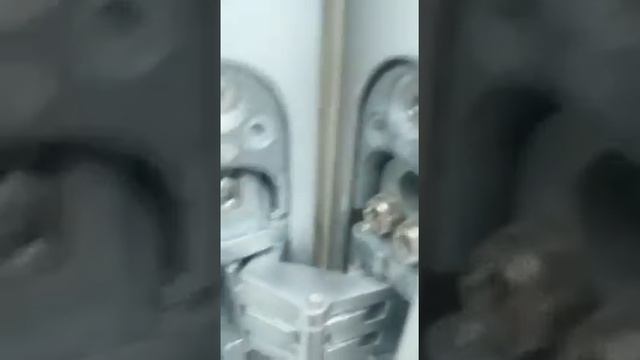 Работа дверной петли Китайского аналога известного итальянского производителя.