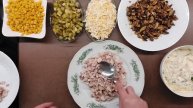 Салат "Осенний" с курицей и грибами