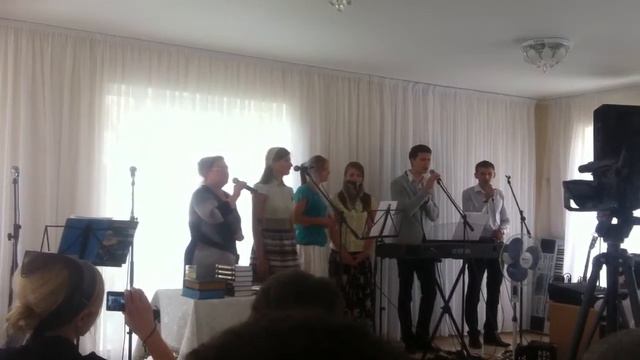 По дорогам белого света..
