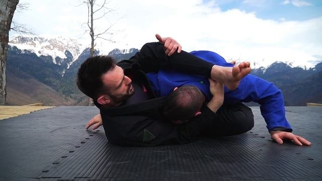 Магомет Матиев и Абдулбари Гусеинов - RUBBER GUARD введение