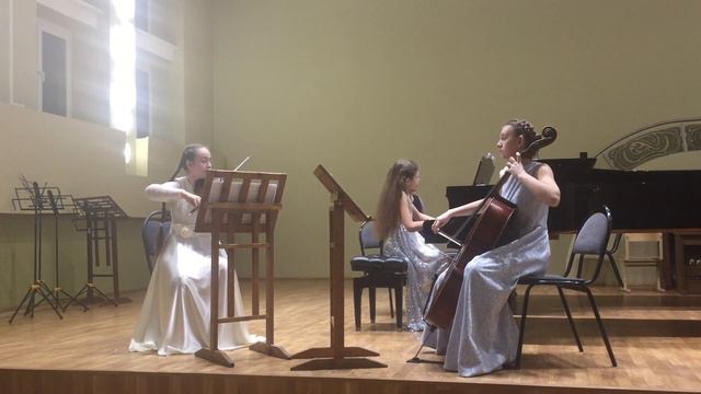 Й. Гайдн Трио C-dur