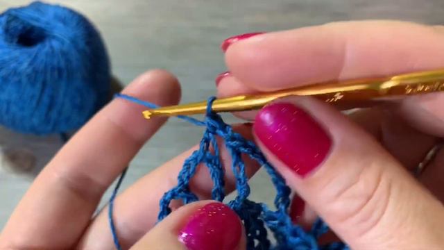 Как связать резинку для волос КРЮЧКОМ 🌊 / Beautiful crochet hair band pattern