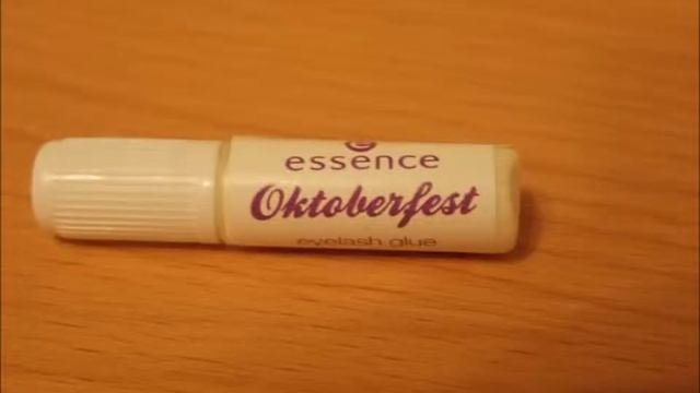 Essence Oktoberfest ресницы
