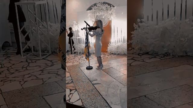 «Варто чи ні»🎻 - у виконанні Анастасії Косточко