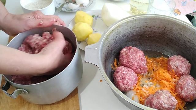 ЛАЙФХАК . ГОТОВЛЮ МЯСНЫЕ ТЕФТЕЛИ