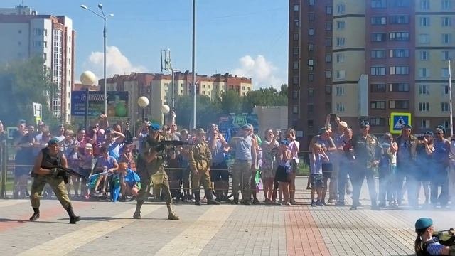 Праздник-   День ВДВ.  Бердск,  Новосибирская область.  2 августа 2023 год
