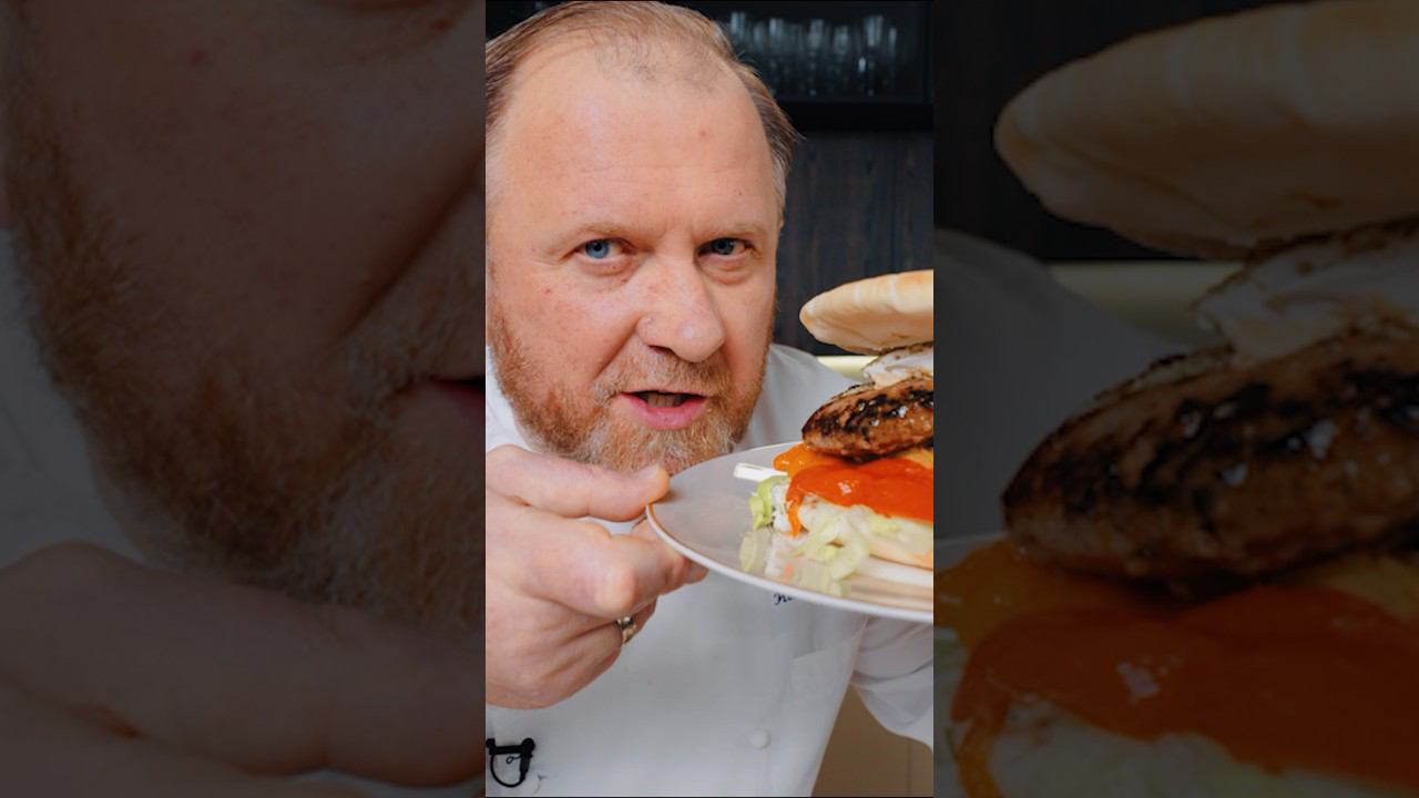 Бургер на греческий манер - сложно? А вы посмотрите рецепт и убедитесь в обратном