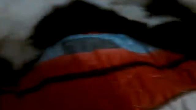 Чувствую что кто то спит на полу