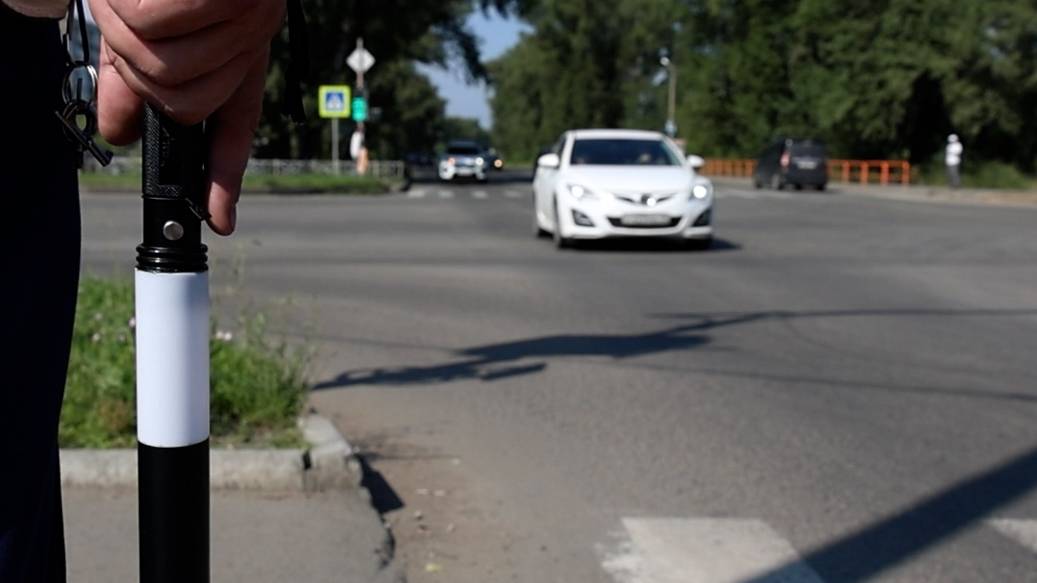 В Хакасии ловят таксистов-нелегалов