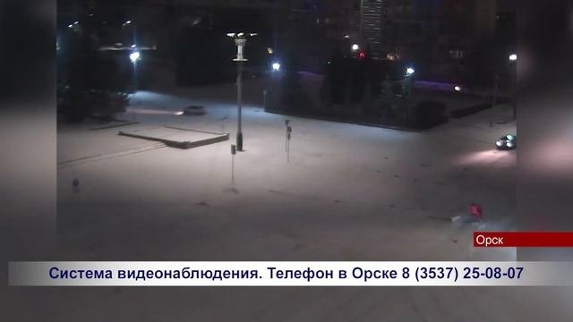 В Орске водители устроили дрифт прямо на Комсомольской