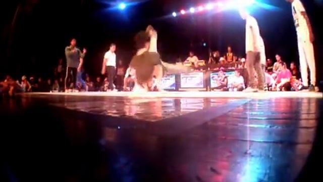 LO vs TEKKEN @ BBOY CONTEST 4 - 15/04/2012