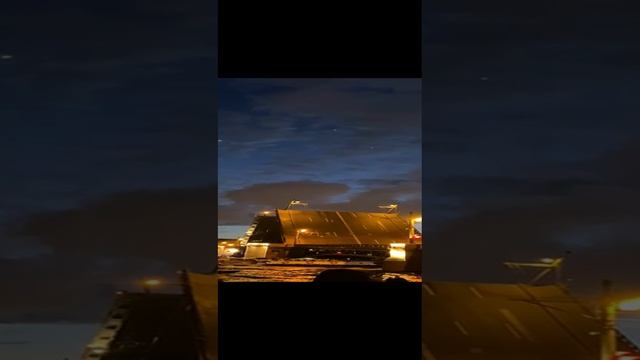 ночная жизнь Питера.