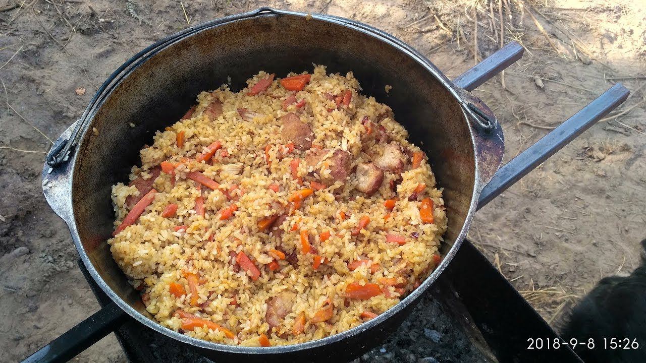 Как приготовить вкусный плов на костре и дома.