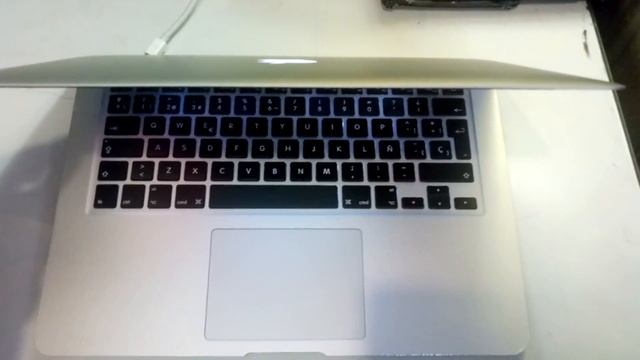 Macbook Air  Mid 2014