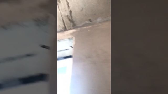 Примыкание по углам и область плинтусов