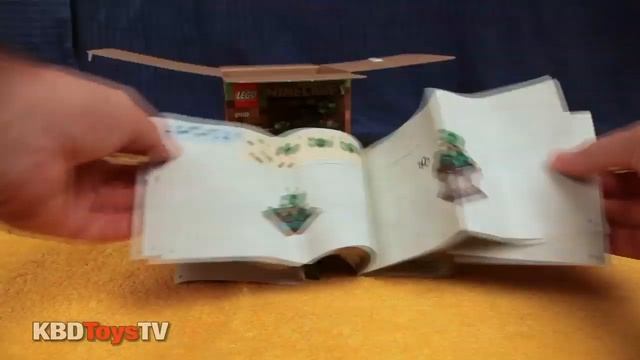 Lego Minecraft - Micro World #21102 Unboxing - Create Your Own World