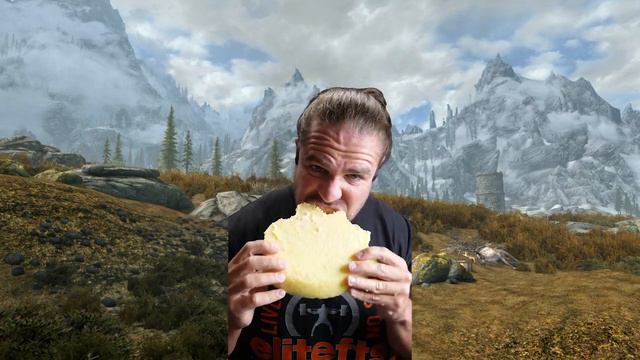 If Skyrim was realistic: Eating food during a battle