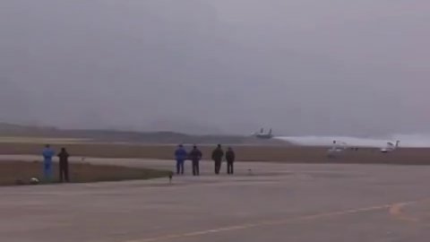 Пролёт над полосой на ПМВ Пилот Анатолий Квочур