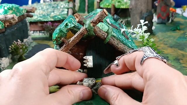Дом из деревни орков. Земля чудовищ пластилин лего