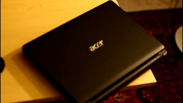 Macbook killer (Acer 11.6 inch core i3 beauty)