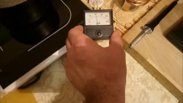 Как увидеть поле от катушки Тесла? Ответ  на 10:54?!what shape is the electric field?