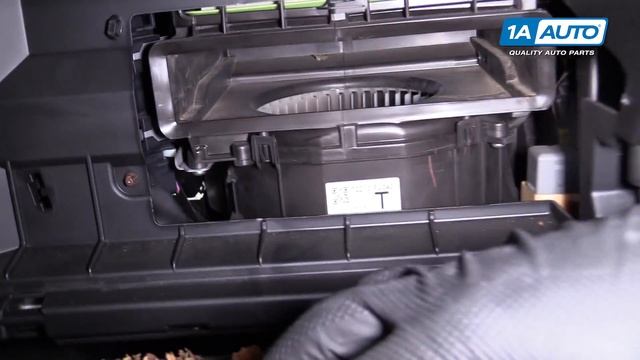 How to Replace Cabin Air Filter 14-17 Subaru Crosstrek