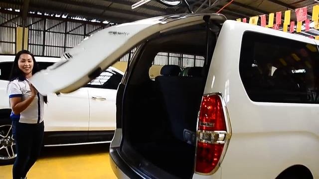 2011 HYUNDAI GRAND STAREX TCI MT