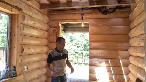 Электрика в деревянном доме это красиво