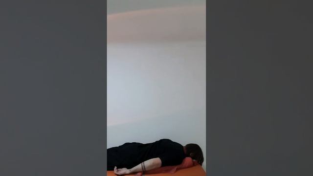 Как использовать массажный валик?