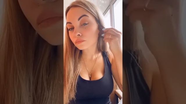 Техника массажа лица янтарным скребком Гуаша