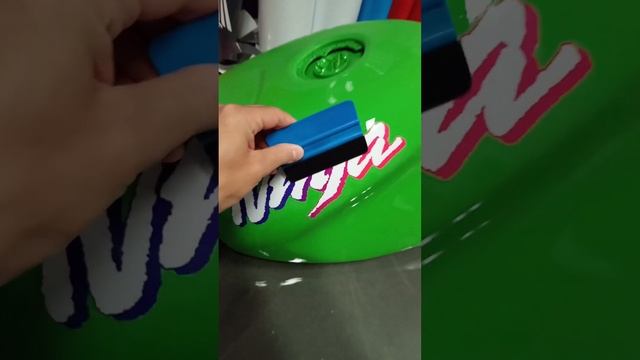 Kawasaki ZX-7R tank Stickers instalation