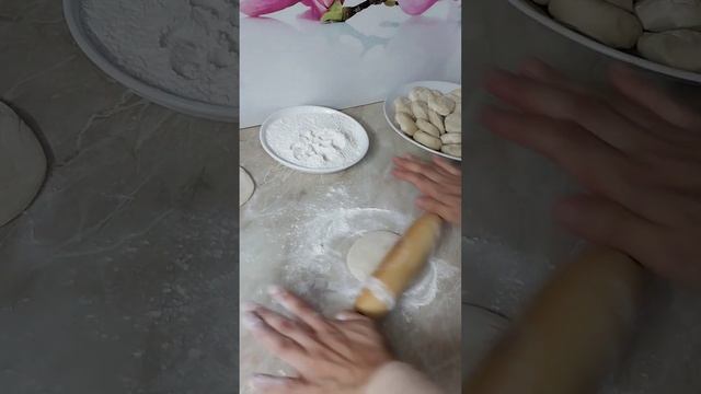 Вкусные , слоённые самсы.