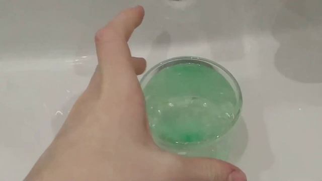 Делаю фото воды с краской