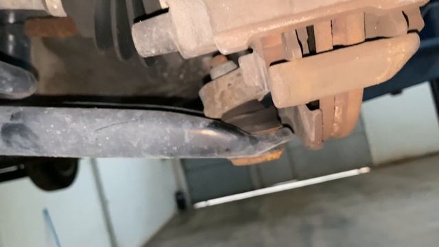 CARRO COM BARULHO NA SUSPENSÃO BATENDO VIBRANDO RANGENDO HONDA FIT CITY CIVIC HRV/COMO SOLUCIONAR?