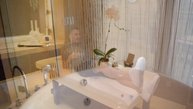 Рыбы-хищники едят ноги корреспондента. Китайские приключения Паши Мавриди Серия 2