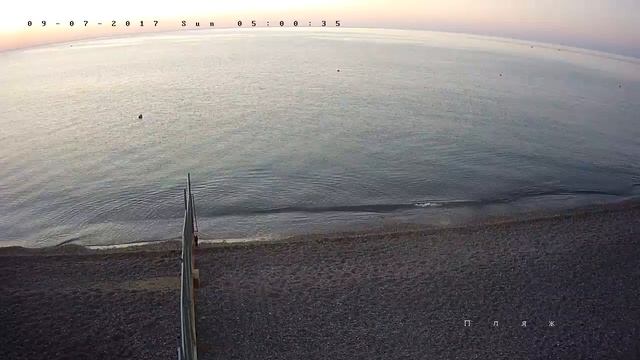 Вебкамера "Пляж Дубны". Запись 09.07.2017 05:00:04
