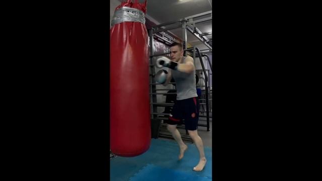 Kickboxing. Тренировка клуб Росич Владимир.