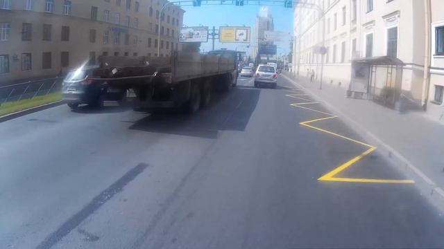 Полоса ОТ на Кантемировской ул