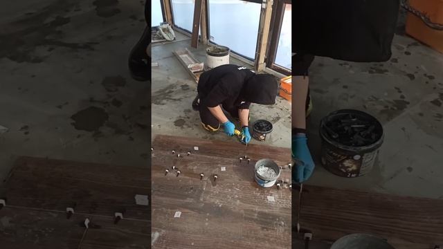 Керамогранит под дерево