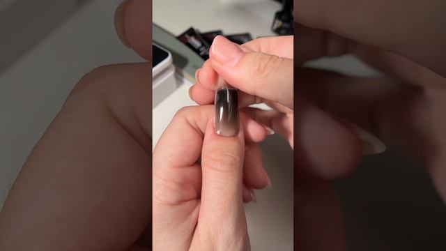 15 15 min BLACK DIY nails