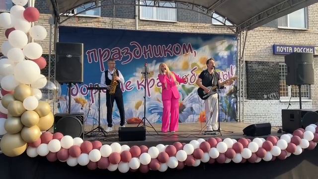 трио Stevie Sky на Дне посёлка Красный Бор, СПб